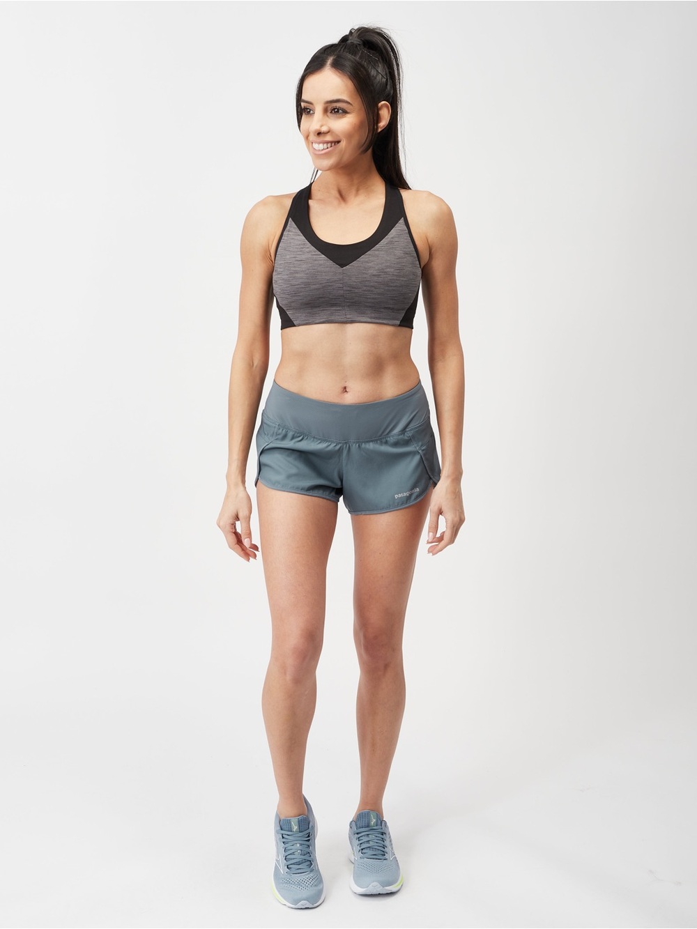 Patagonia Women's Strider Shorts 3.5" Plume Grey Size M - Picture 2 of 13